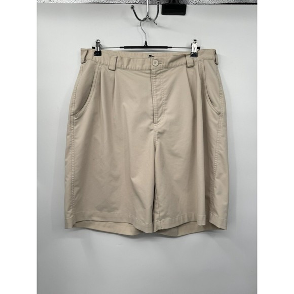 UNDER ARMOUR‎ Men’s Beige Shorts Flat Front  Size 36 - Picture 1 of 6